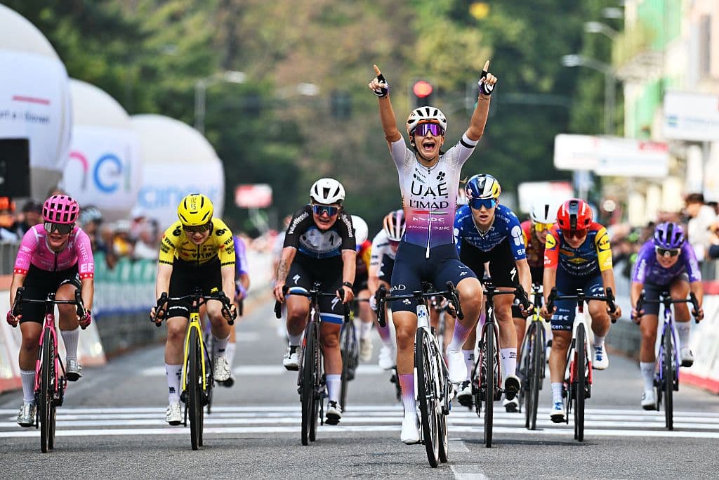 Tre Valli Varesine Women's Race: Eleonora Gasparrini wins after last-gasp breakaway catch