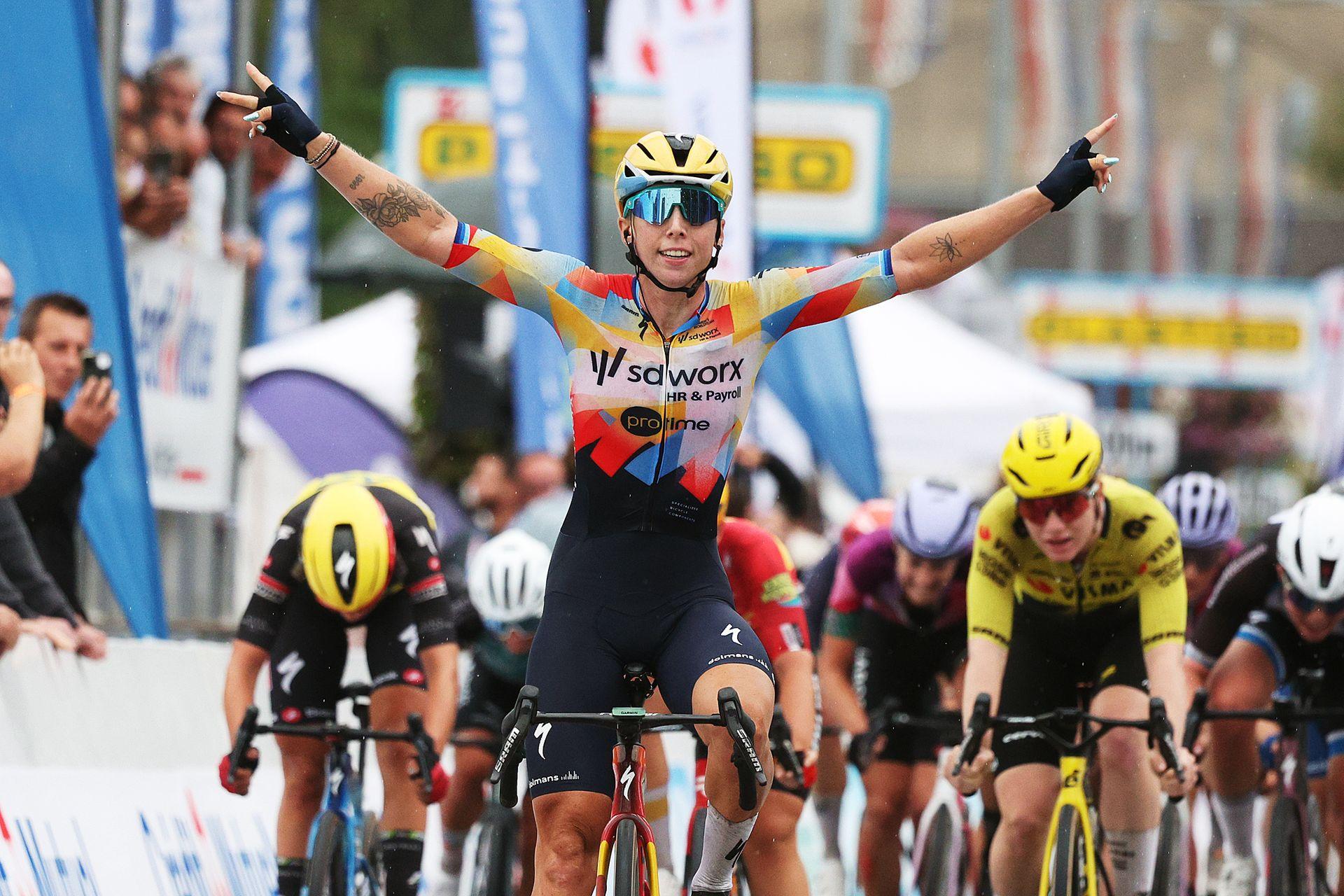 Tour of Chongming Island: Lorena Wiebes storms to 21st victory of the season on stage 1