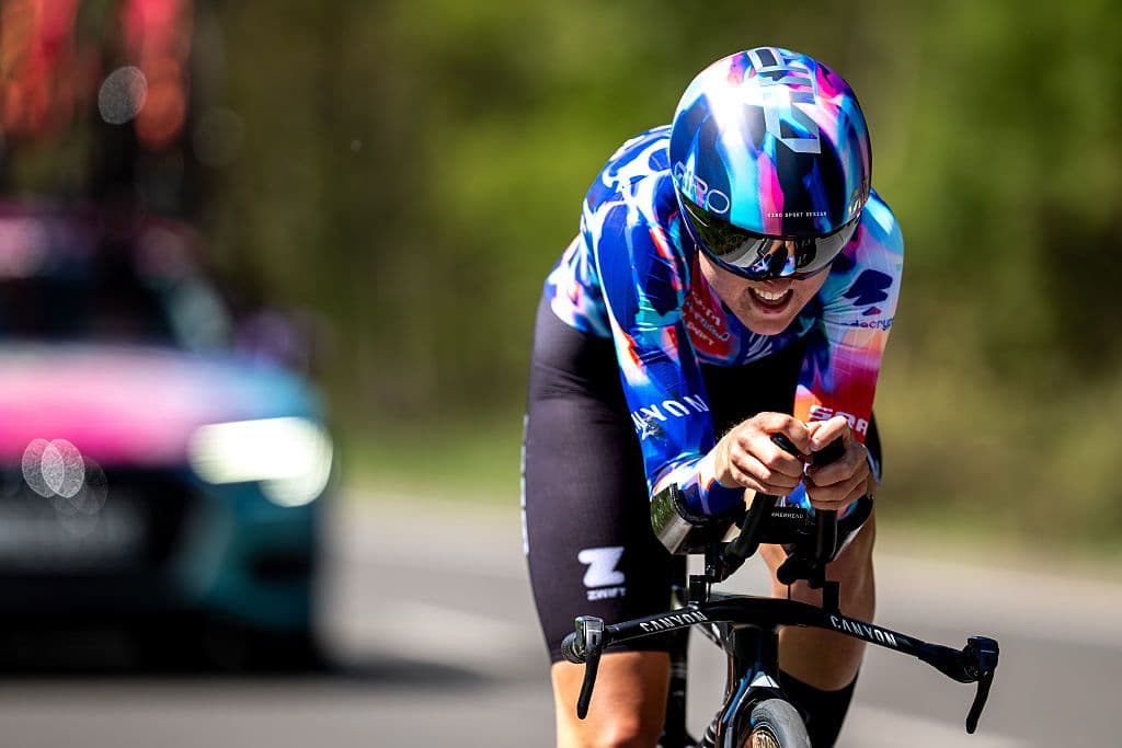 Former Zwift Academy winner Emily Dixon moves up to Canyon-SRAM WorldTour team