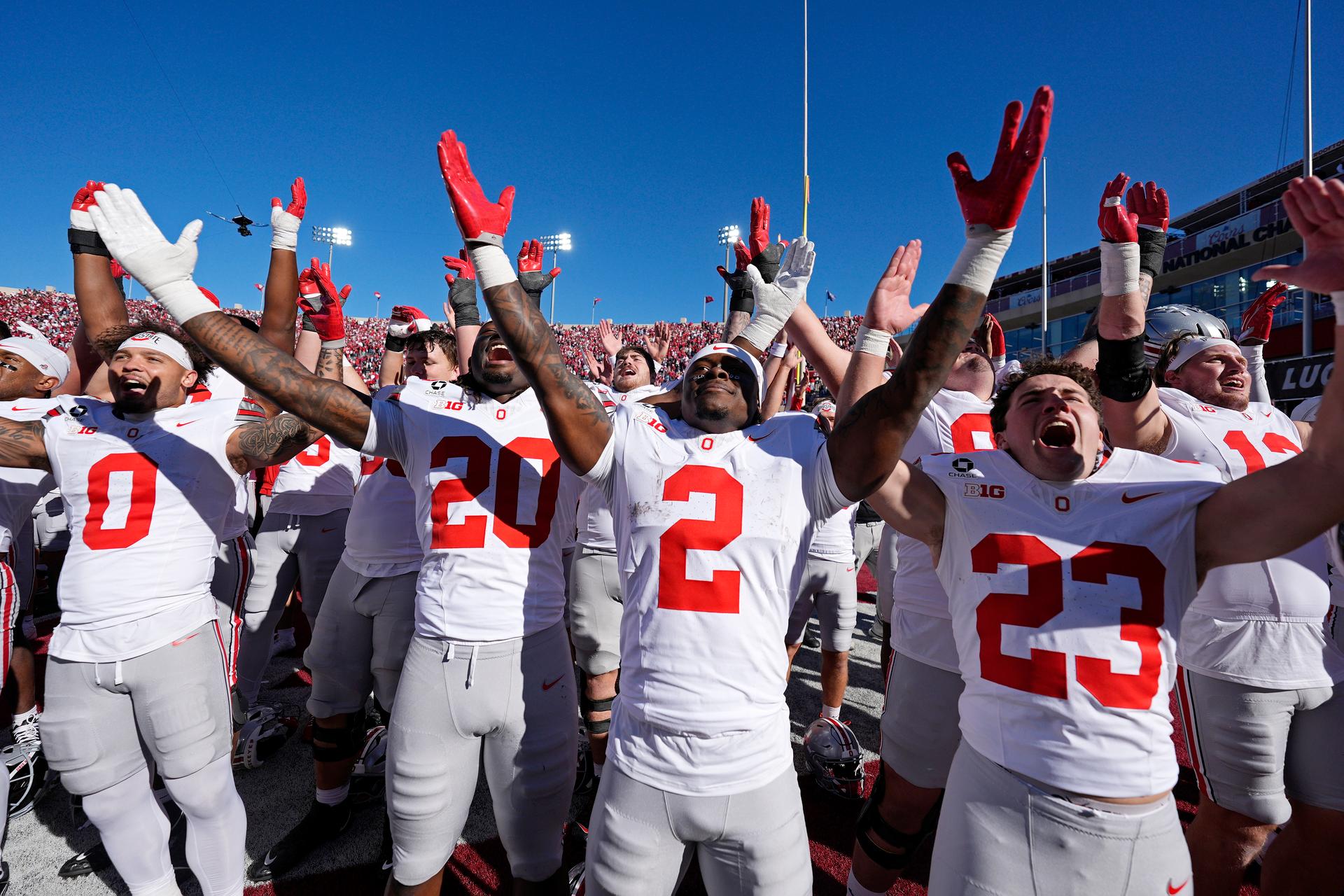 Yahoo Top 10: After a historically chaotic college football Saturday, which team deserves top spot?