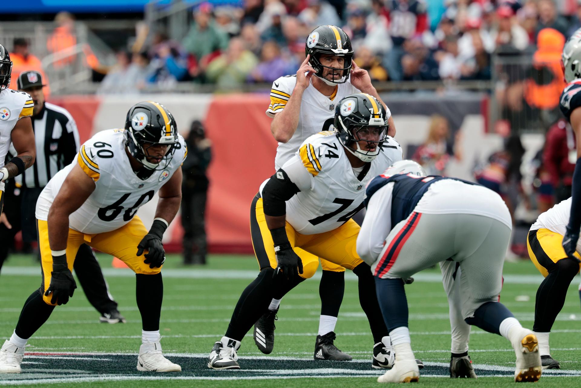 Aaron Rodgers' legendary secret language: How the Steelers' Google Doc of roughly 75 hand signals sets bar for NFL cat-and-mouse game