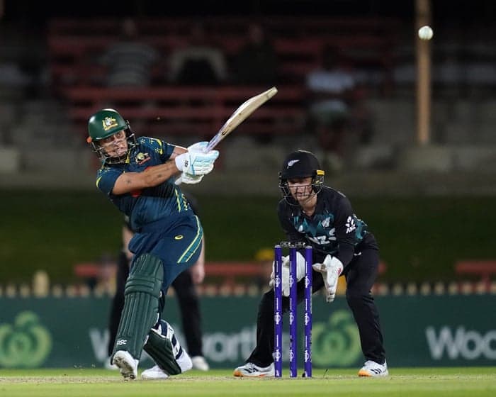 Australia retain Rose Bowl with 40-run T20 win over New Zealand