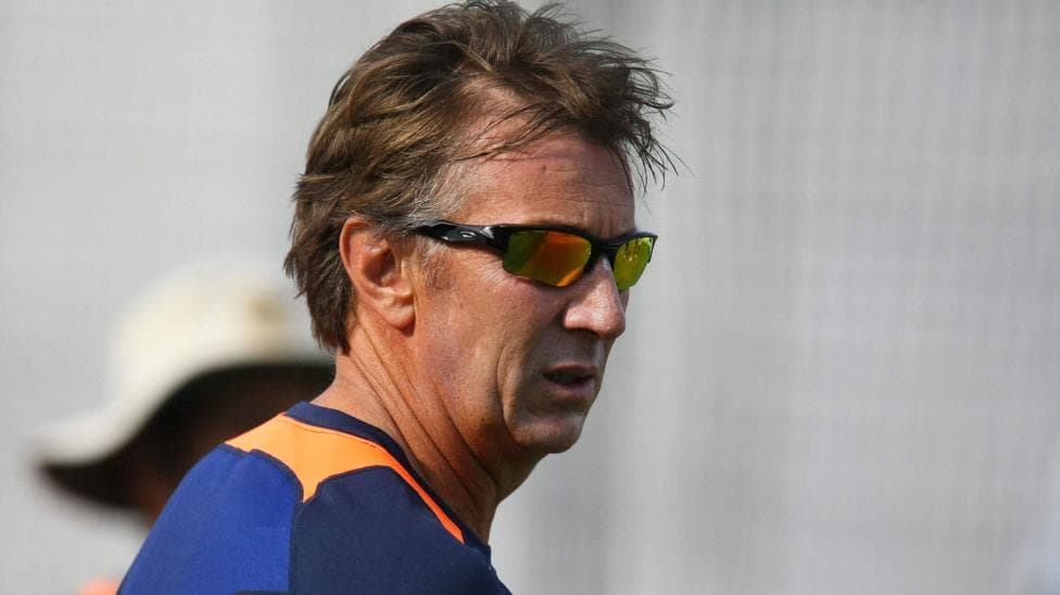 South African Simons to join England Test set-up