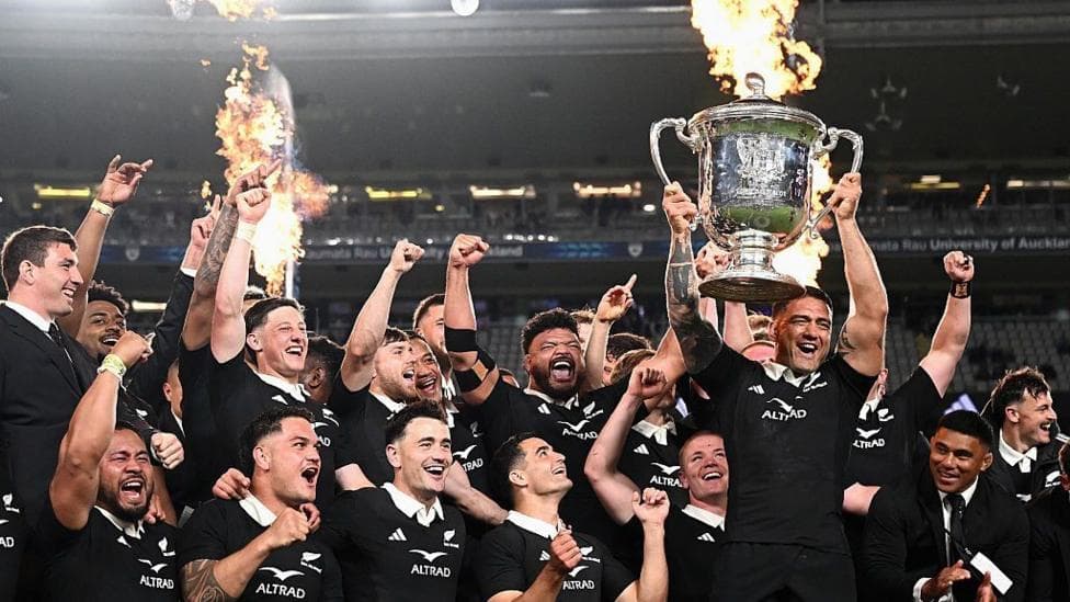 All Blacks power past Australia to retain Bledisloe Cup