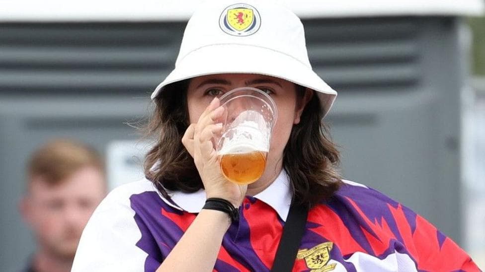 Alcohol allowed at seats for Scotland's World Cup play-off