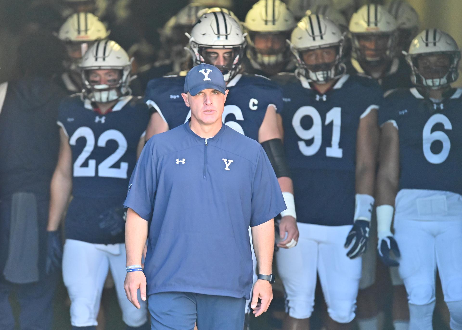 Former Yale football coach Tony Reno dies at 52, less than year after stepping down due to health issues
