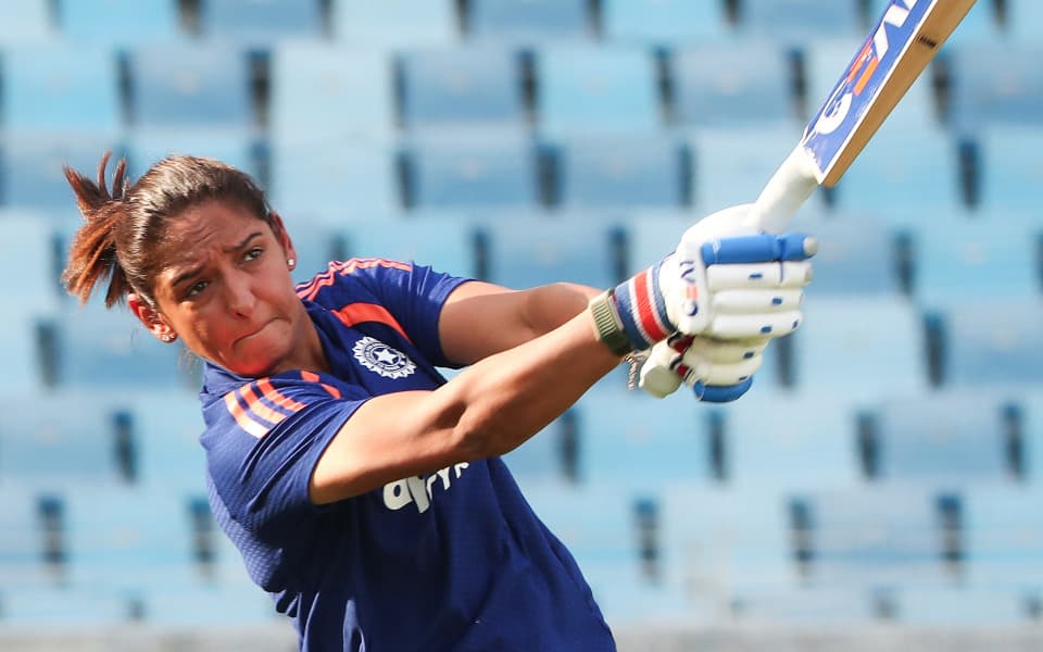 'Gave Indian cricket everything' - Yuvraj Singh, Shikhar Dhawan pay tribute to Harmanpreet Kaur after captaincy exit