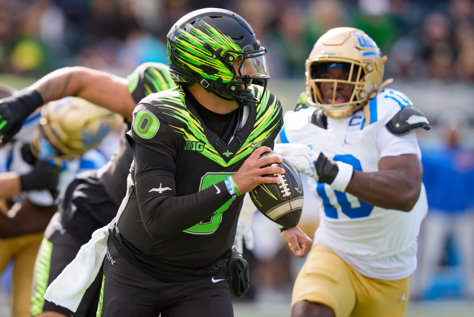 ‘I Was Reckless With the Ball Today,’ ‘Too Early to Make a Decision’ — Raiola, Lanning Respond as Seven Turnovers Drop Oregon Out of AP Rankings