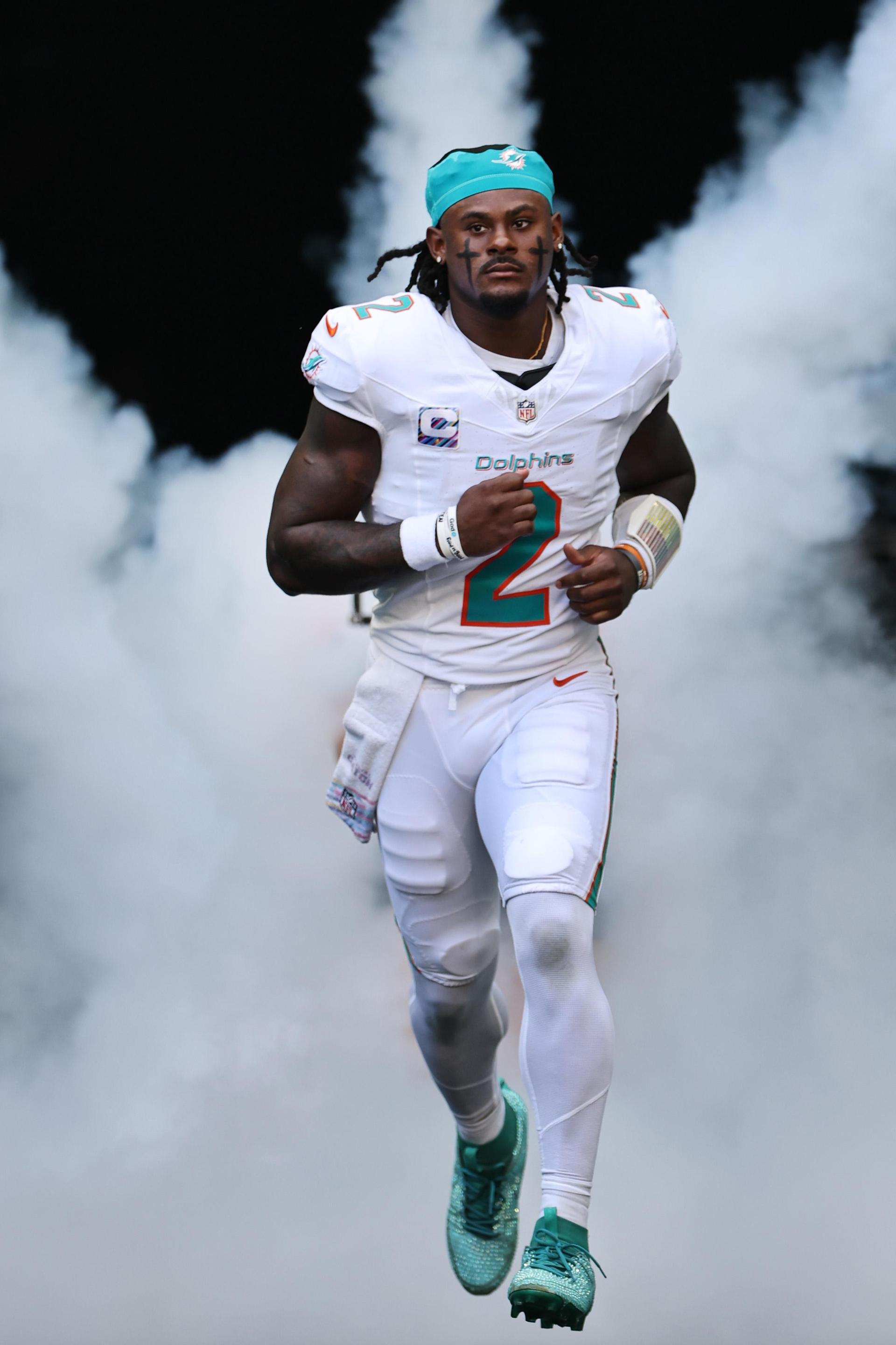 Dolphins fans losing faith in Malik Willis, team