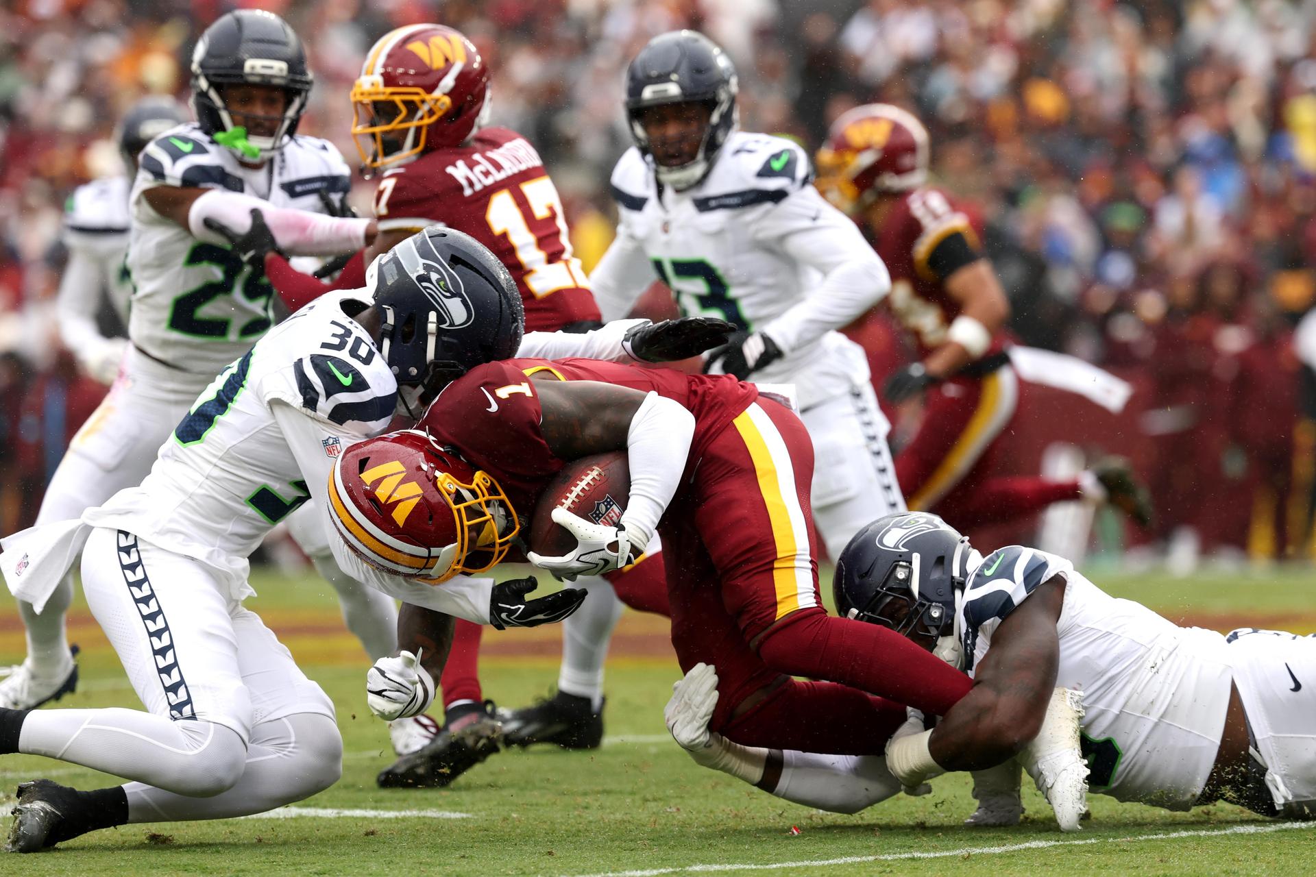 Commanders RB Rachaad White needs to elevate his game; can he do it? - Daily Slop
