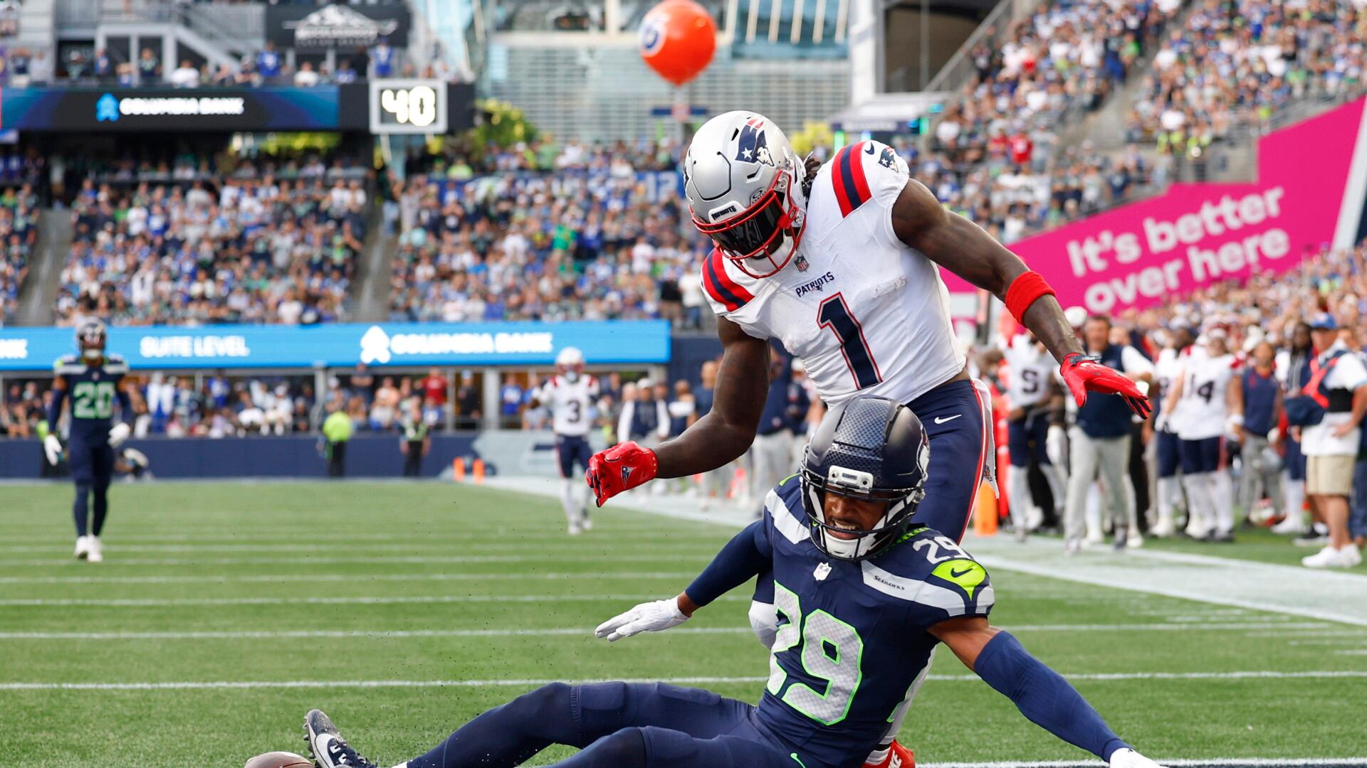 Patriots activate A.J. Brown