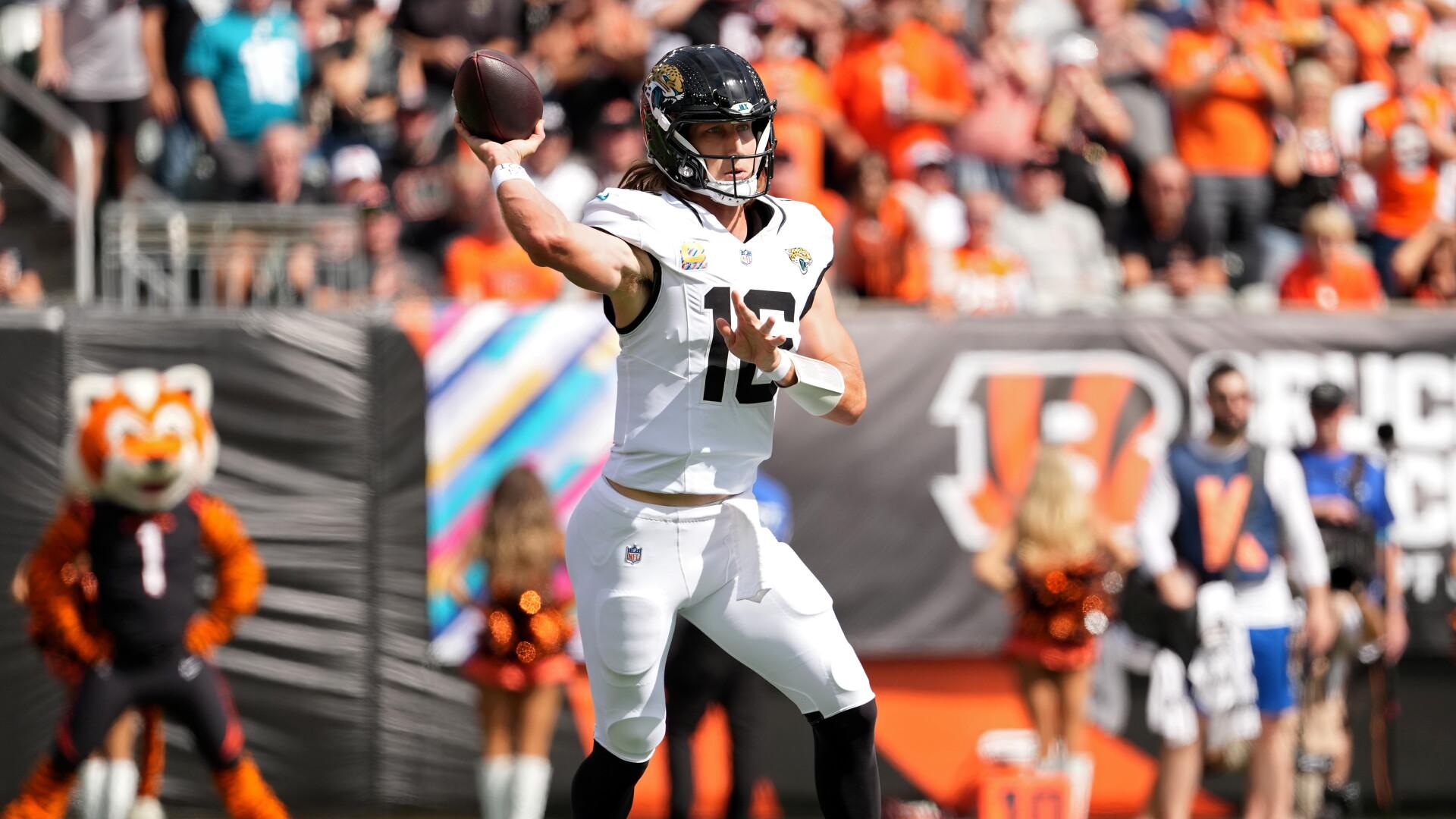 Jaguars pick off Joe Burrow, extend lead to 13-3 before halftime