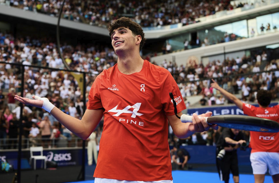 Coello and a reasonable doubt: power, desire or being the best player in history