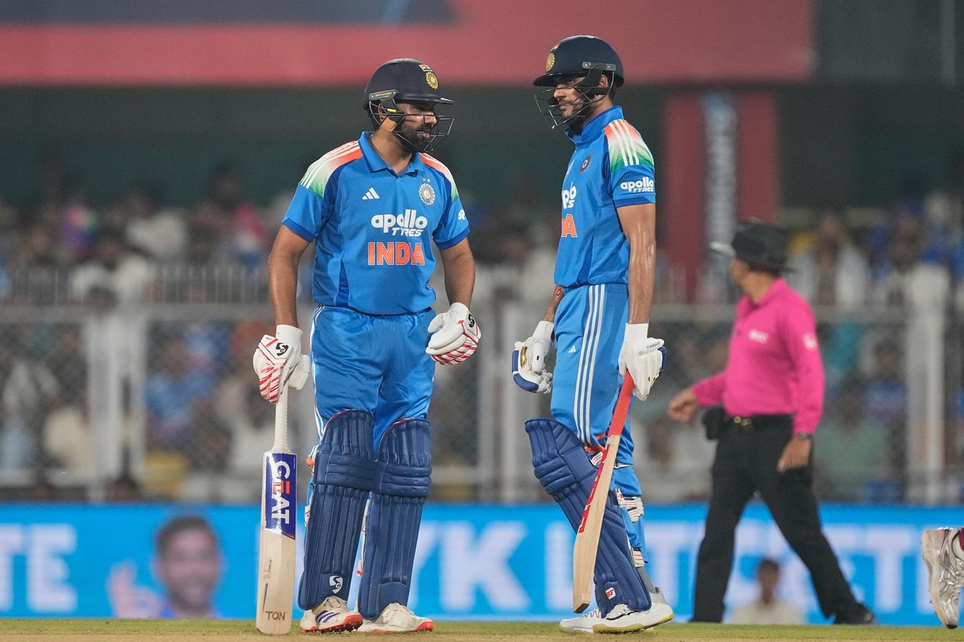 Gill and Rohit flip the script - 'After the powerplay, the pressure wasn't on us'