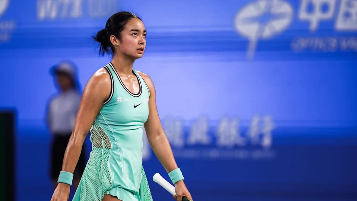 How Iga Swiatek’s decision to end her season early could have impact on Alex Eala’s 2026 campaign