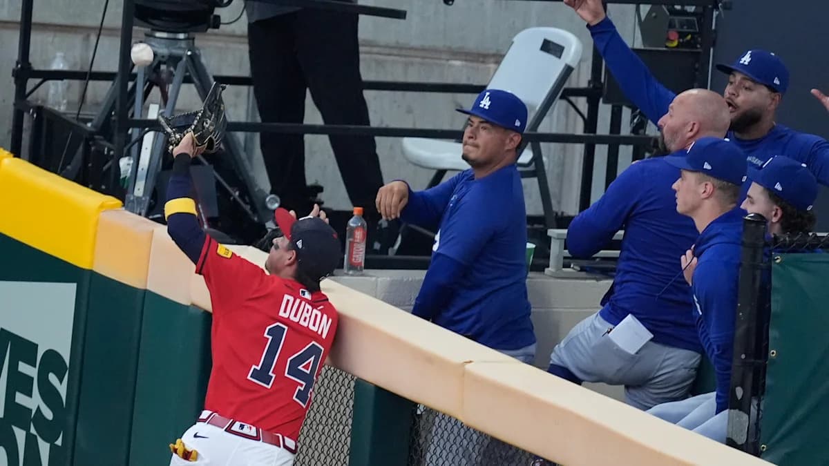 Dodgers-Braves: Freddie Freeman booed, robbed of playoff home run in front of his former home fans in Atlanta