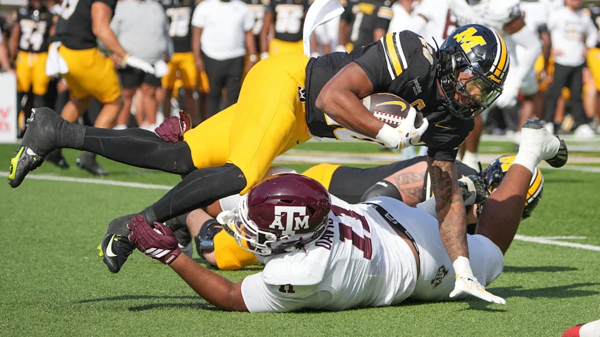 'We're definitely focused': transfer DL steps up for Texas A&M defense
