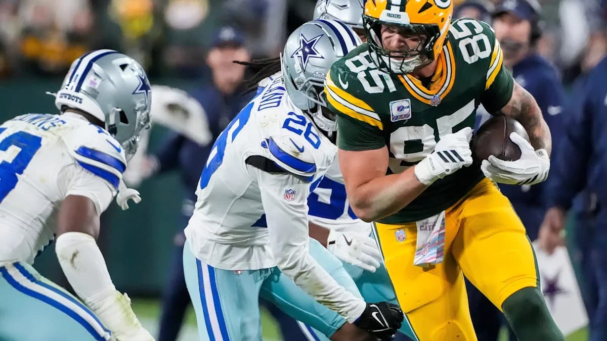 Tucker Kraft dodges knee injury to finish with five receptions