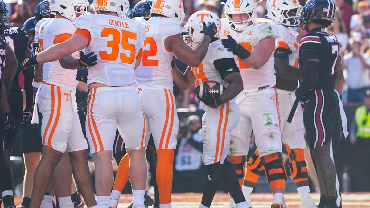 Playoff push, DeSean Bishop record make Tennessee's final month must-see football