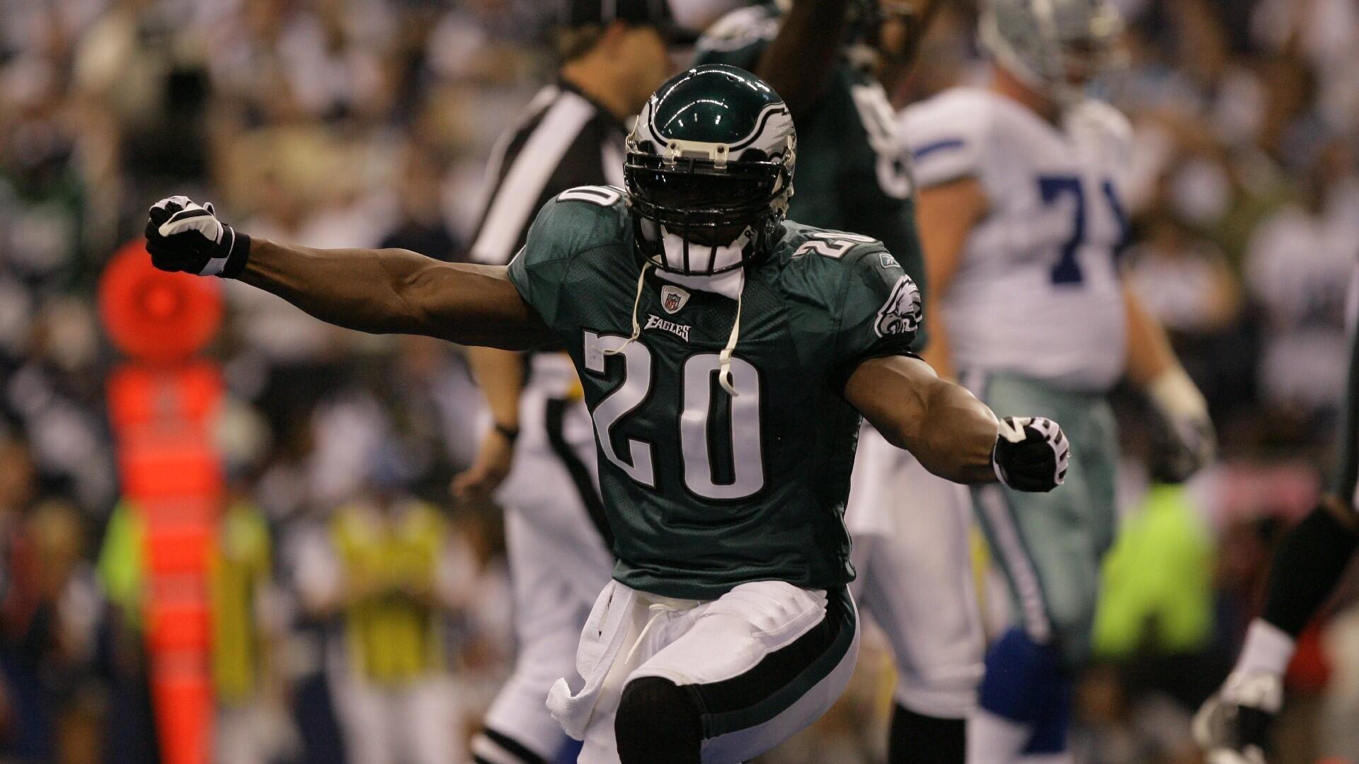 
                        NFL asks Homeland Security to remove Brian Dawkins highlight video from social media
                    