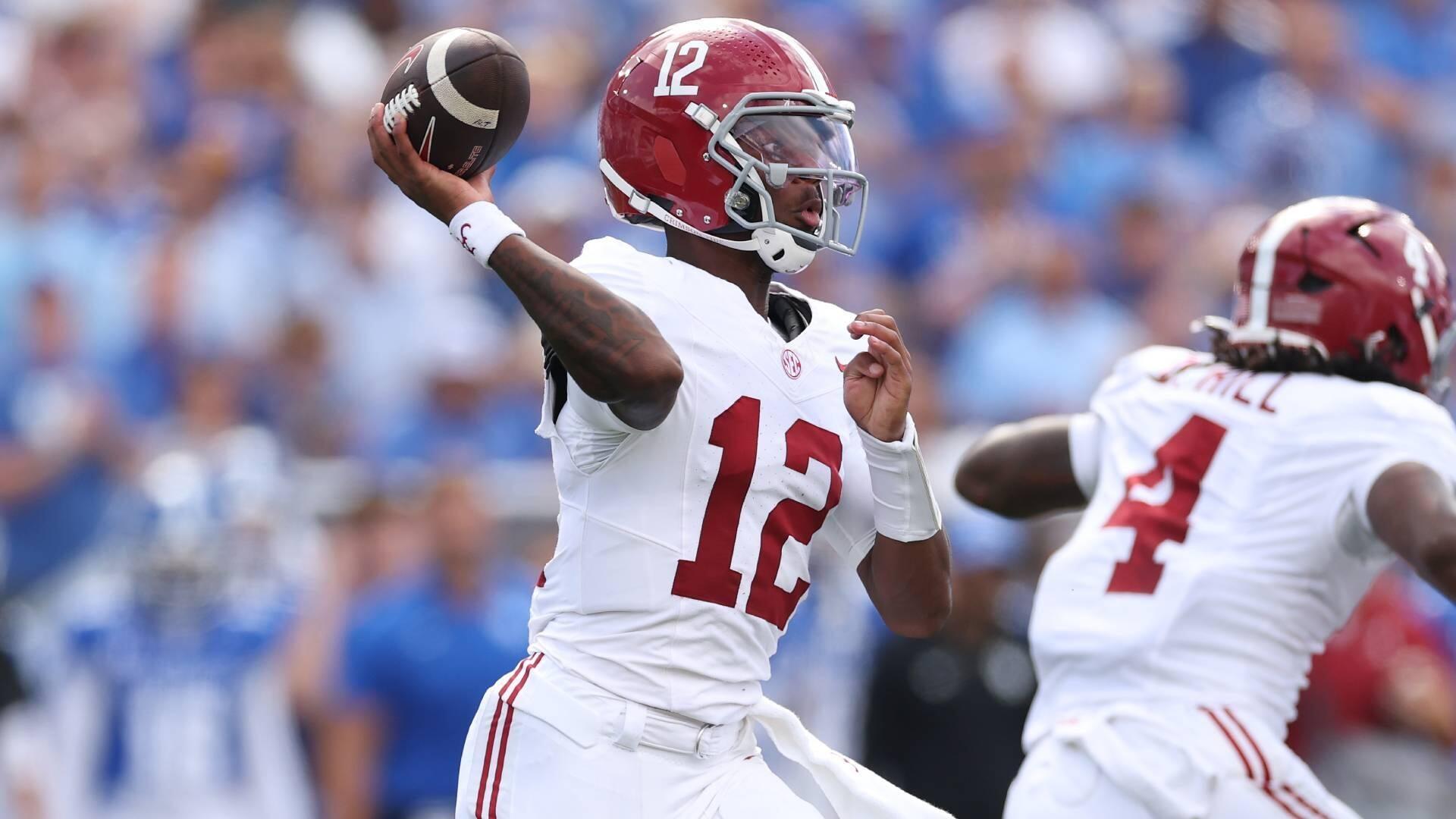 Alabama vs. Georgia prediction, pick, odds, spread: Crimson Tide host Bulldogs in battle of SEC titans