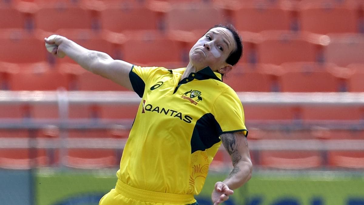 Australian fast bowler Megan Schutt handed two-match suspension for medication breach