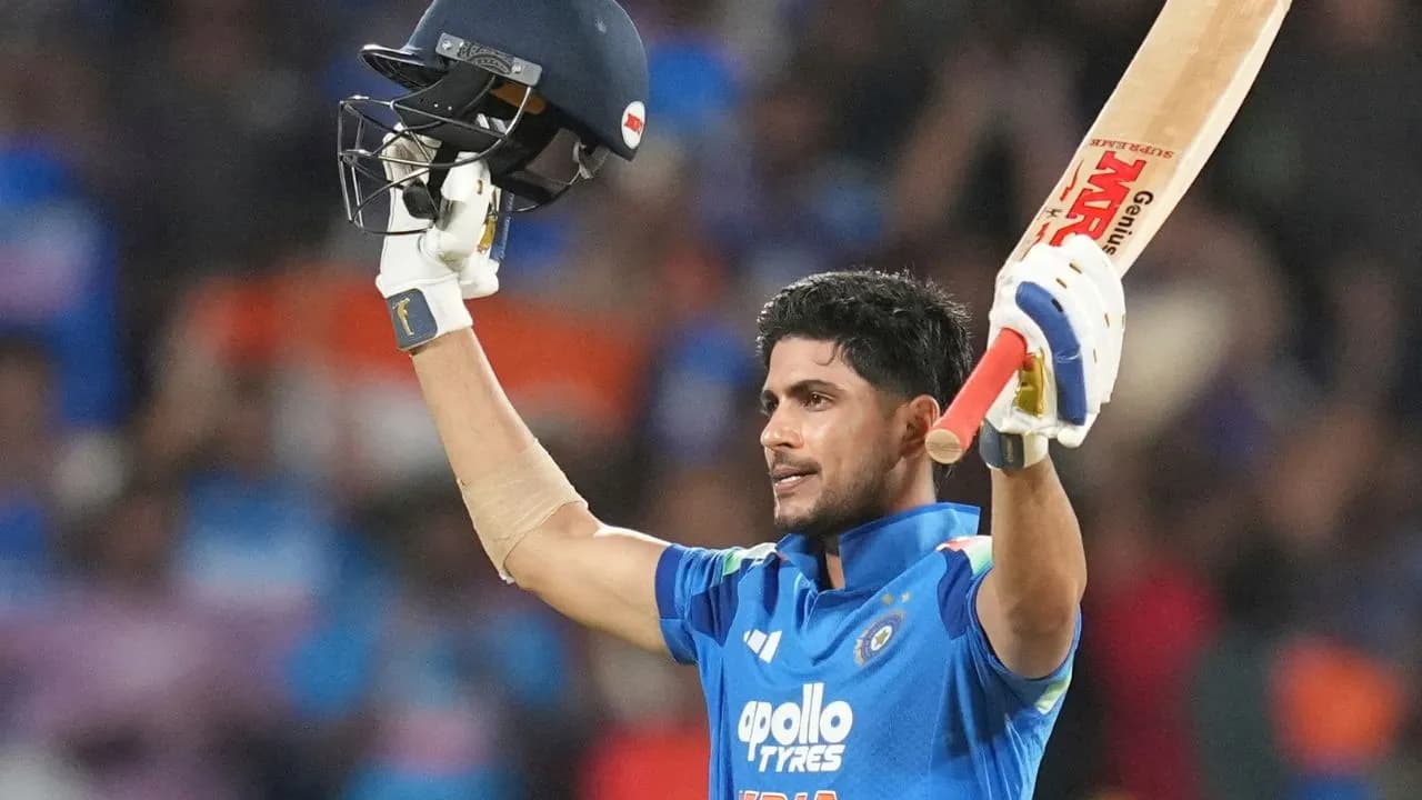 'Absolutely dominating': Fans go crazy as Shubman Gill smashes back-to-back ODI centuries