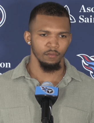 After Deshaun Watson pick, Tony Pollard's second TD gives Titans 14-0 lead