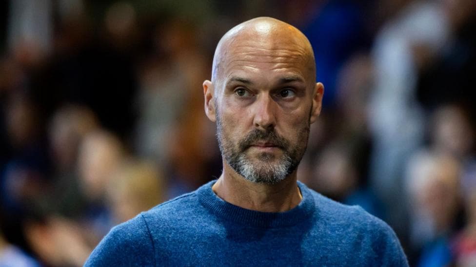 Lowly Peterborough sack manager Williams
