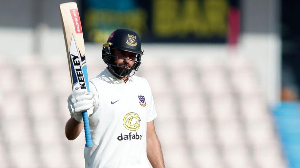 Leaning leads Sussex recovery against Hampshire