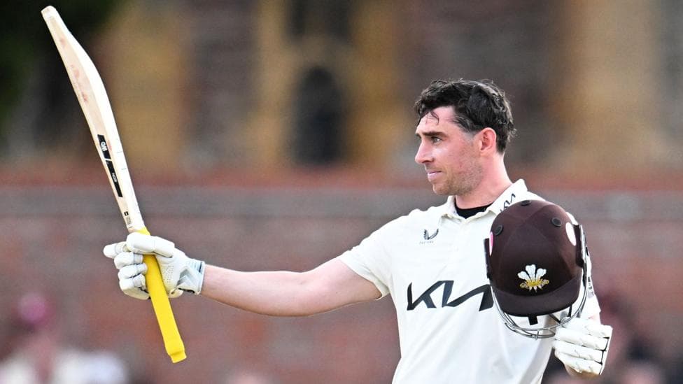 Somerset title hopes fade as Lawrence stars for Surrey