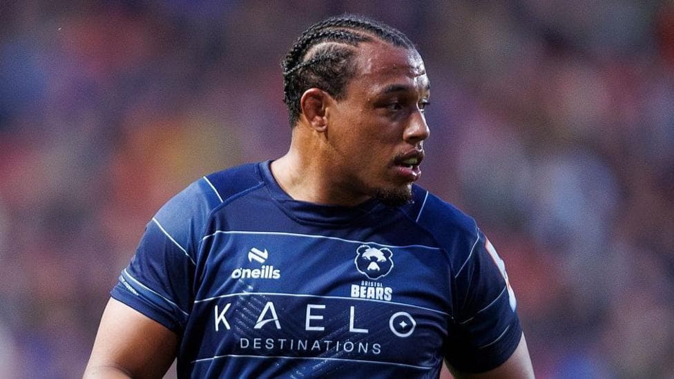 Hooker Oghre signs contract extension with Bristol