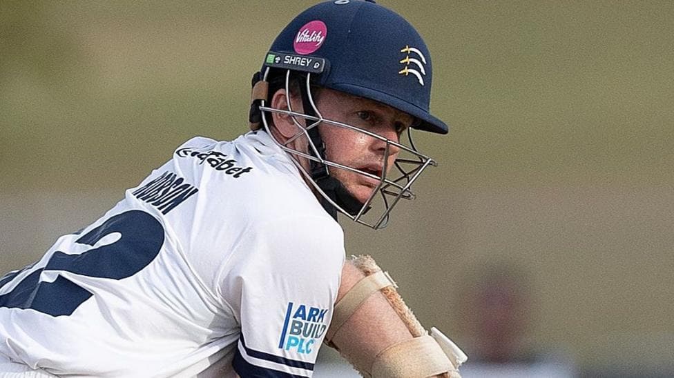 Middlesex build big lead at Gloucestershire