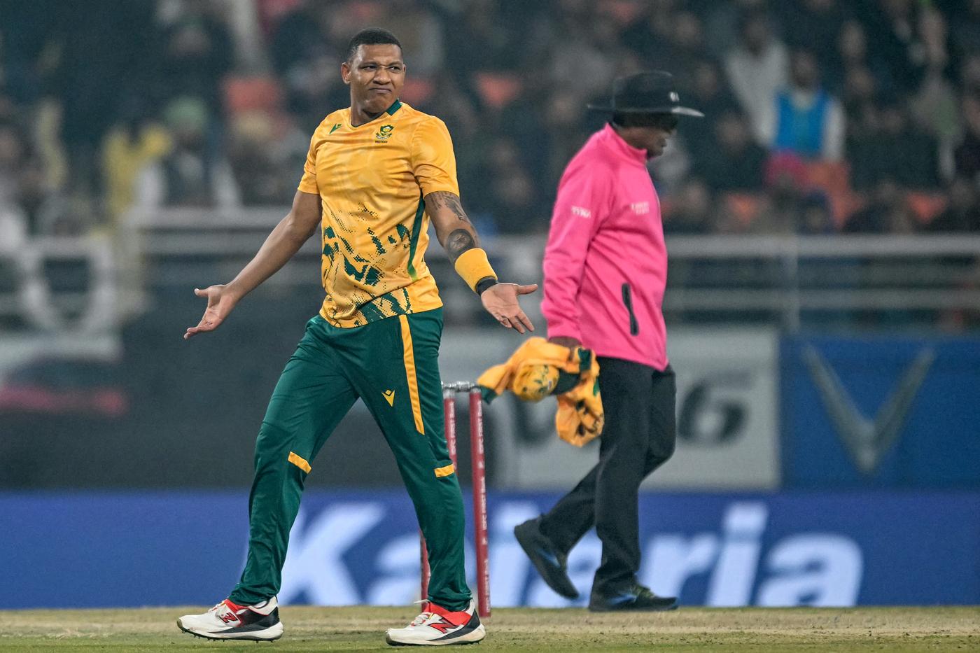 Injured Baartman out of Australia ODIs, Duan Jansen named replacement