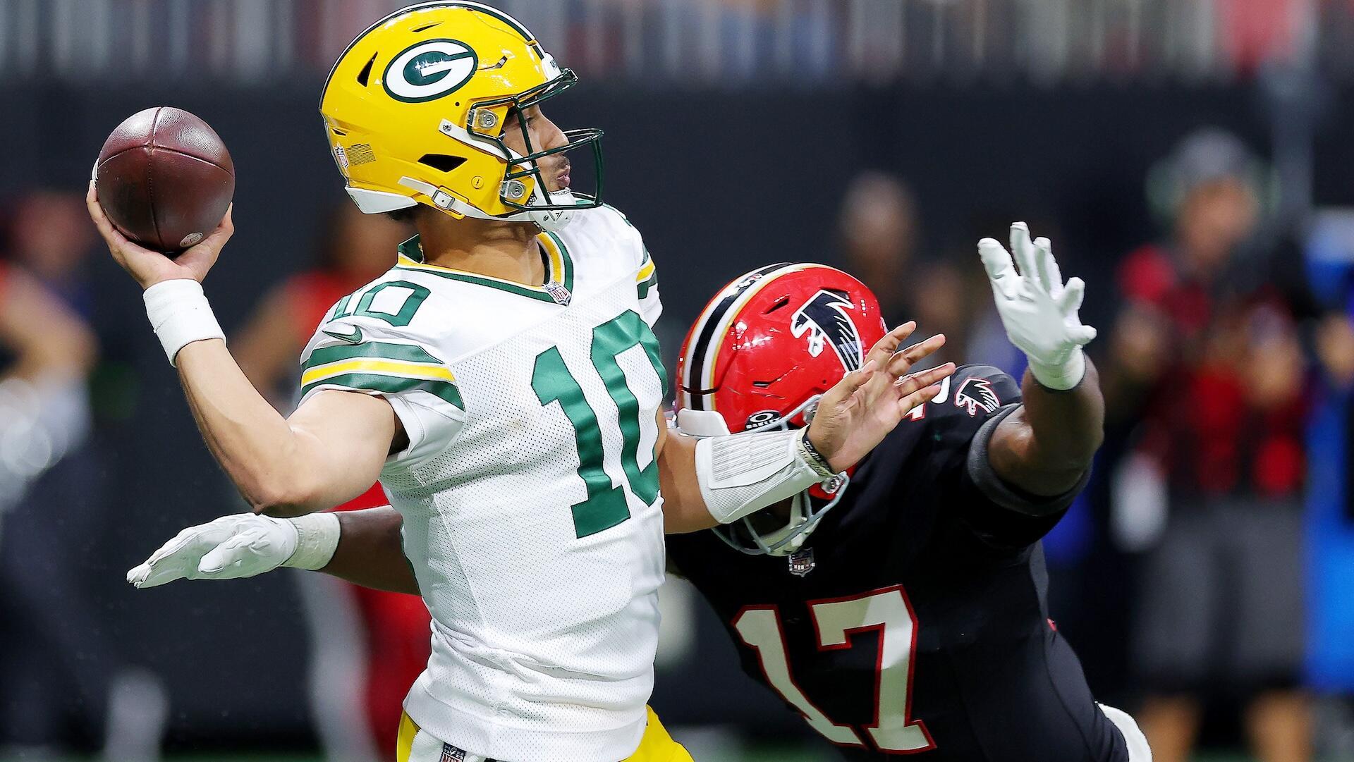 
                        NFL Week 3 picks: Our experts face off on Falcons at Packers, Ravens vs. Cowboys and more
                    