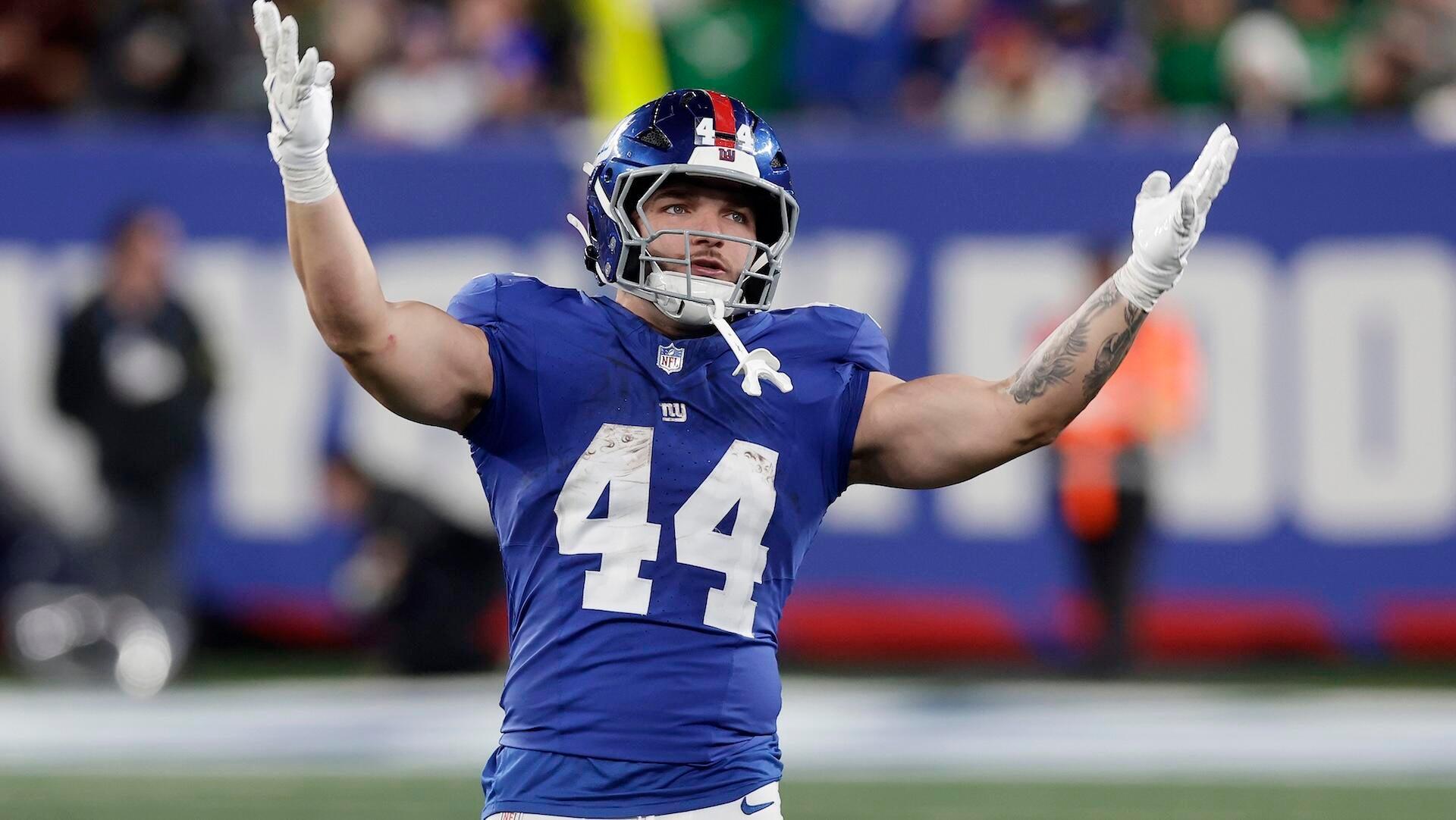 
                        Giants' star Cam Skattebo almost became a 49er: 'Kyle [Shanahan] loved him'
                    