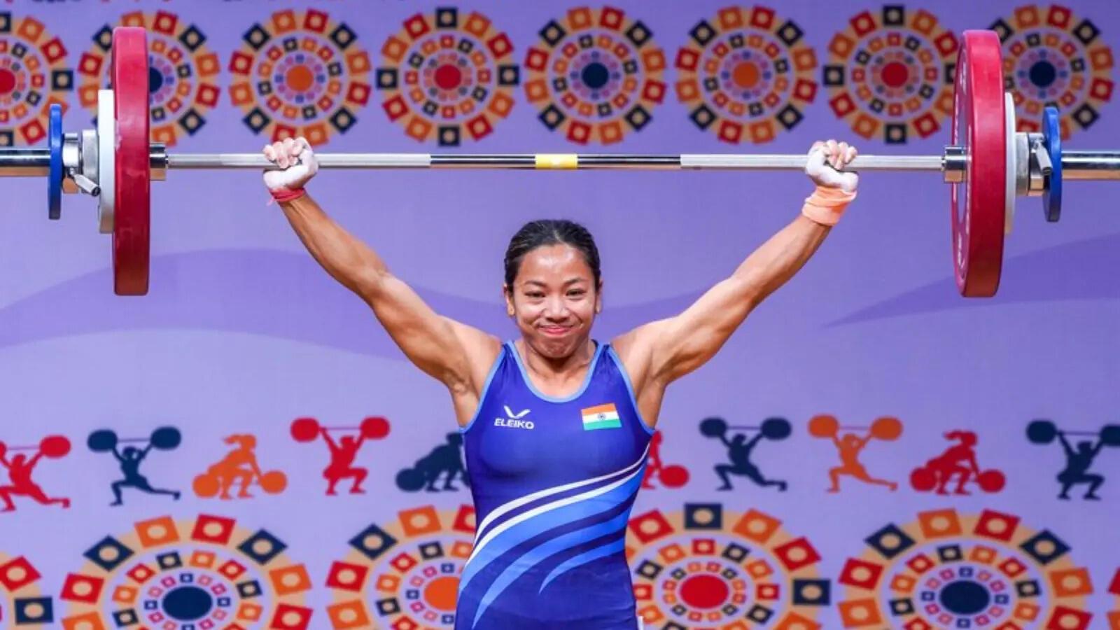 Asian Games Day 4: Chanu fights for gold; men's skeet team wins bronze